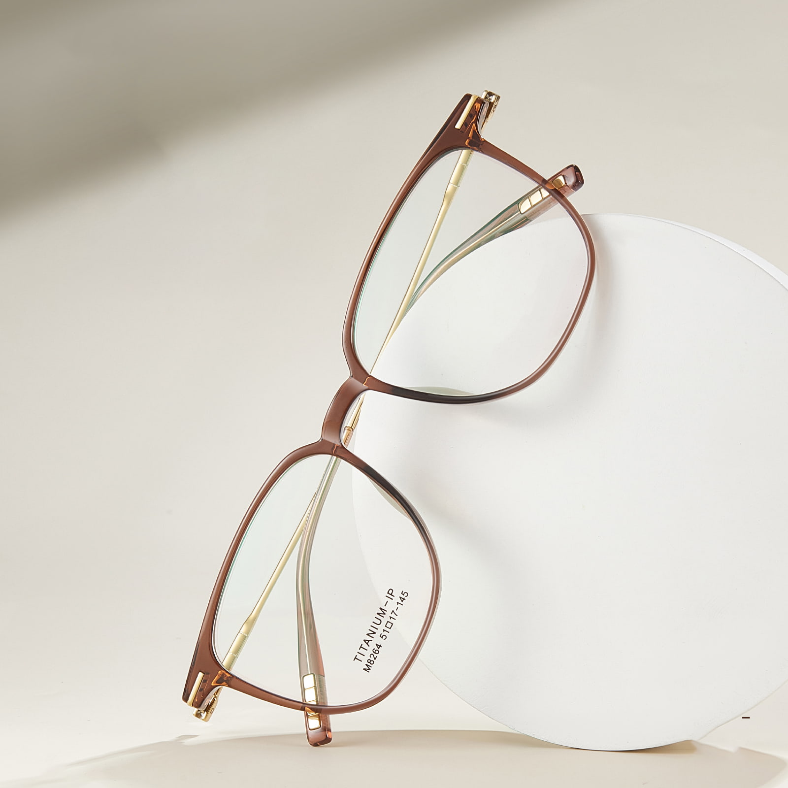 M8264 Ochelari de titan Bamboo β ușori și durabili