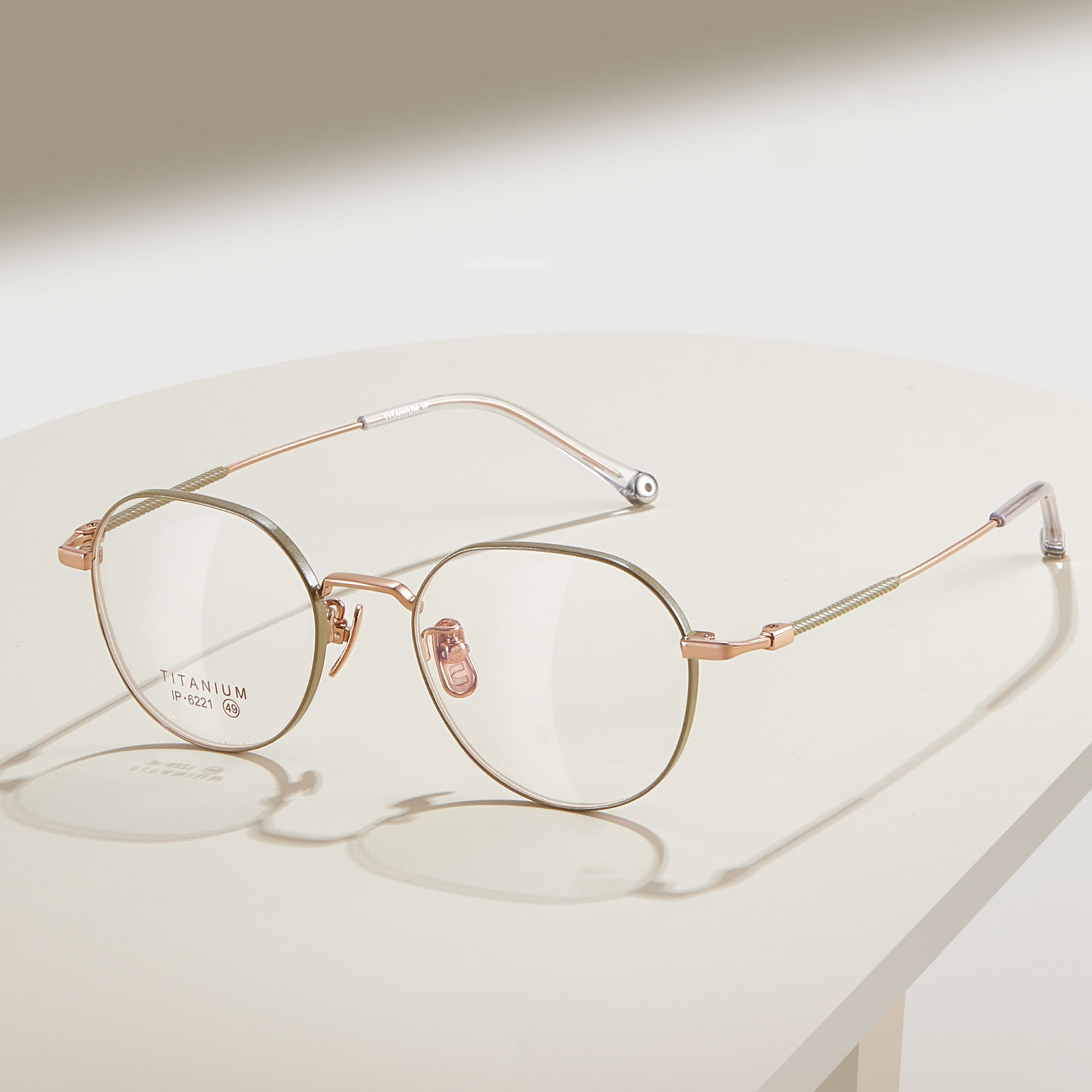 6221 Ochelari blanzi si compacti din titan pur neoxidat