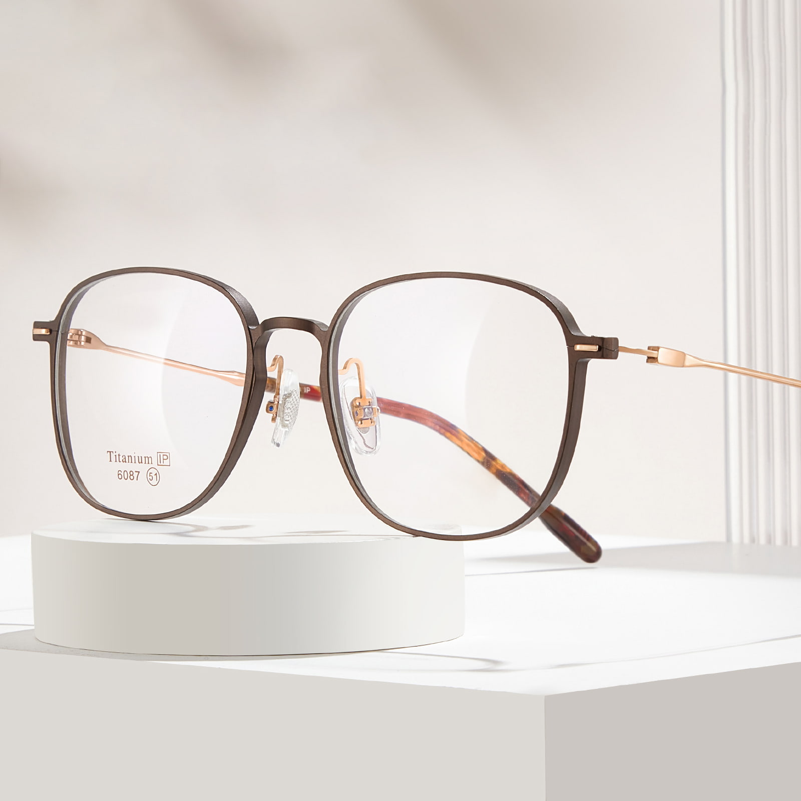 6087 Ochelari din titan pur cu cap de grămadă încorporat în cerc pătrat